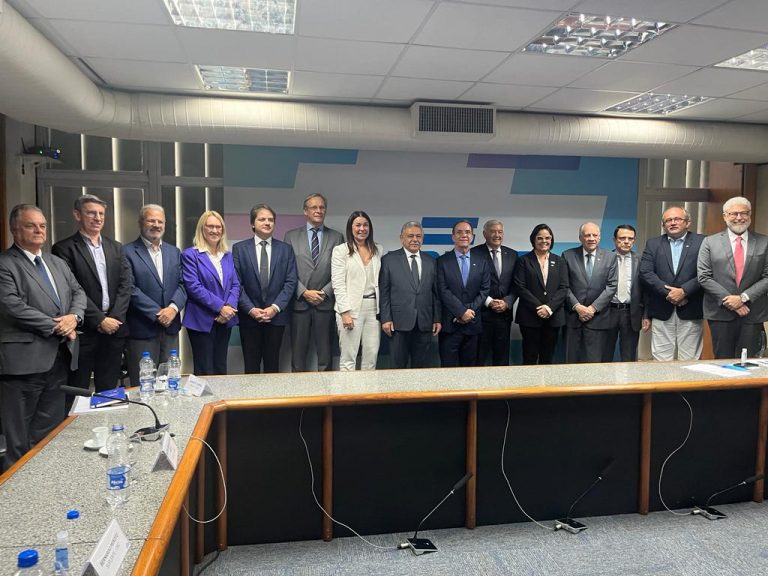 Leia mais sobre o artigo Reunião Extraordinária do CDN elege Décio Lima como Presidente do Sebrae Nacional