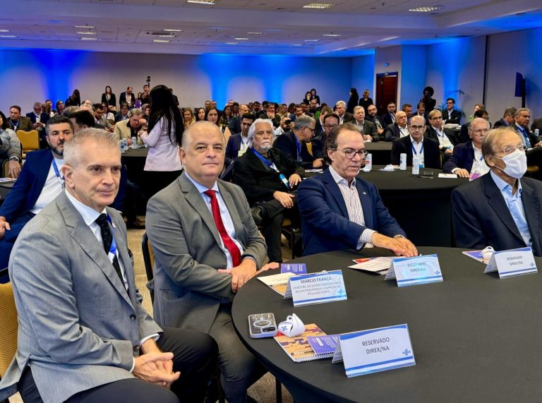 Leia mais sobre o artigo Diretores dos 27 SEBRAEs do Brasil Reúnem-se com Diretoria do Sebrae Nacional para Alinhar Ações e Estratégias