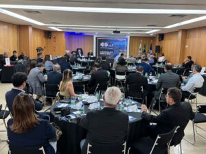Leia mais sobre o artigo Abase Completa 40 Anos com Legado de Representatividade Efetiva dos 27 SEBRAEs do Brasil e Avança para Novos Desafios e Conquistas