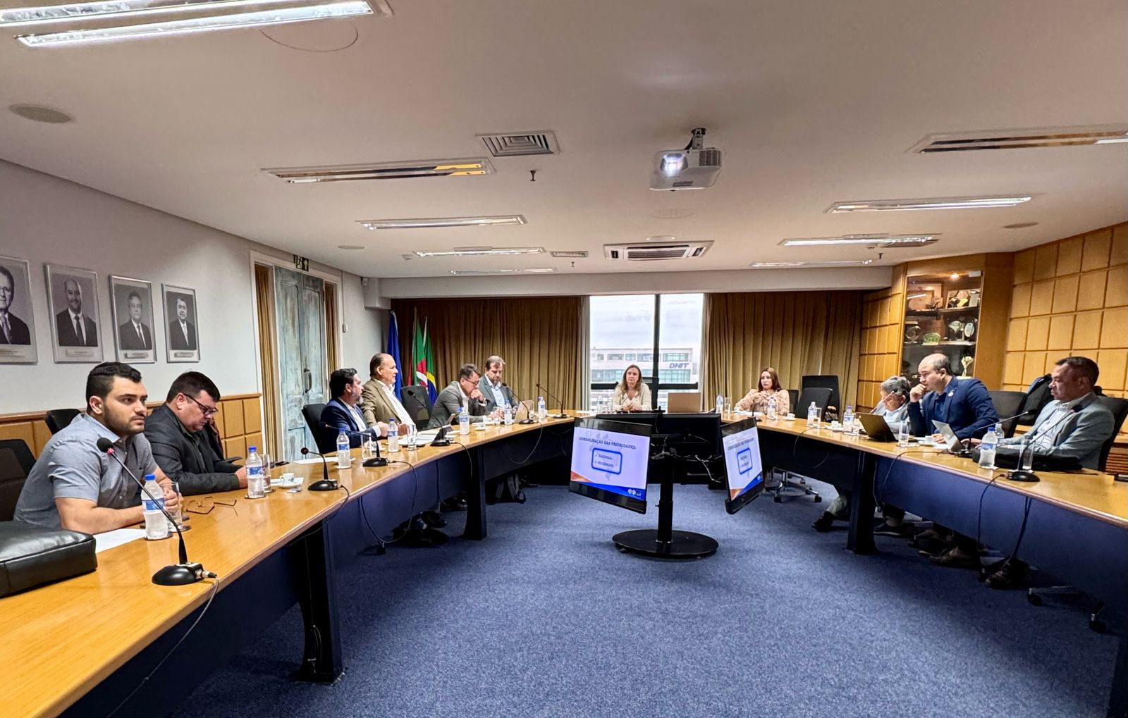 Leia mais sobre o artigo Reunião da Abase Norte Debate Cop 30 e Integração entre os 7 SEBRAEs da Região