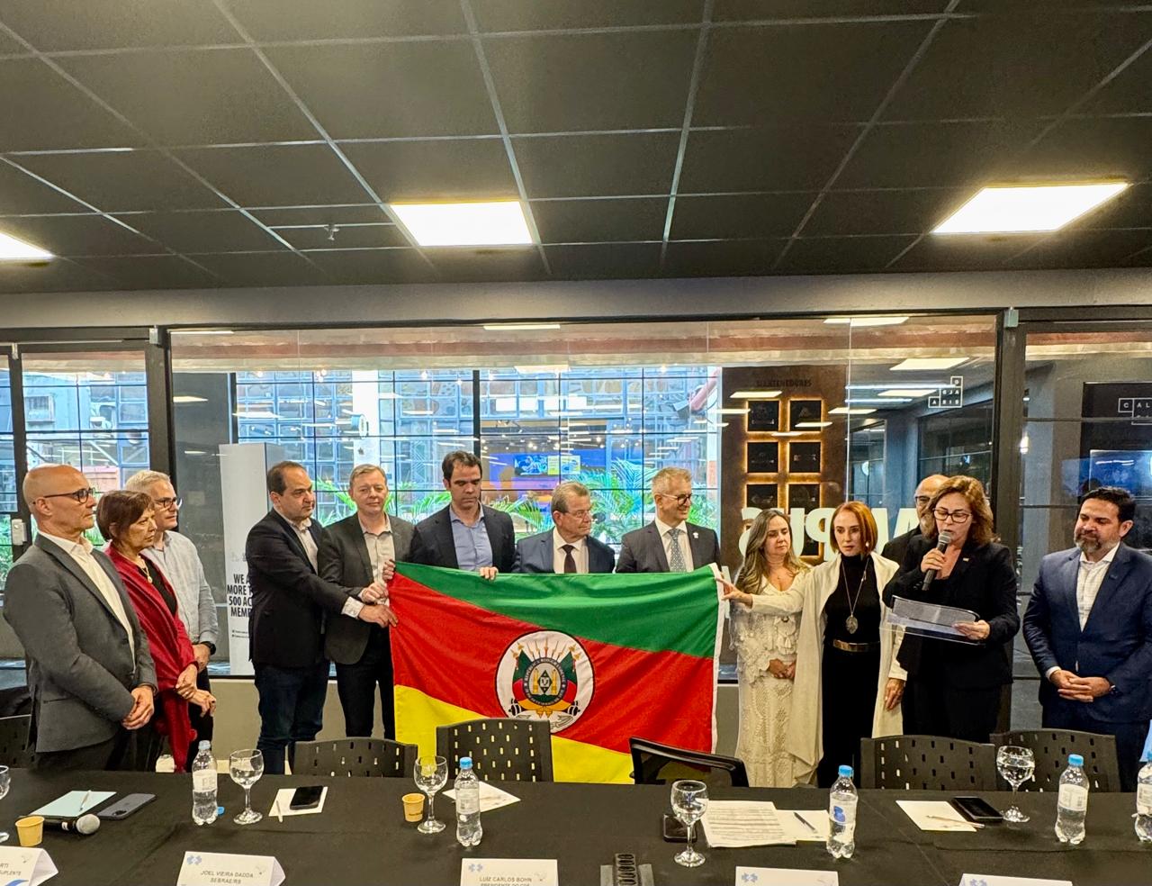 Leia mais sobre o artigo Na reunião do Conselho dos Associados em Porto Alegre, Pautas Executivas e Homenagem ao Sebrae/Rs Marcam a Integração dos 27 Sebraes do Brasil
