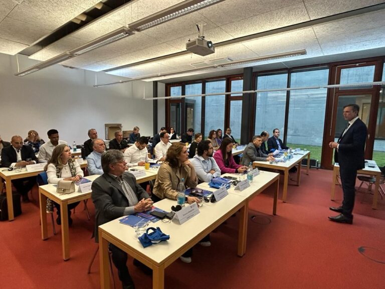 Leia mais sobre o artigo Segundo Grupo de Dirigentes dos SEBRAEs do Brasil Participa da Conclusão do Programa SKE de Capacitação, em Stuttgart, Alemanha