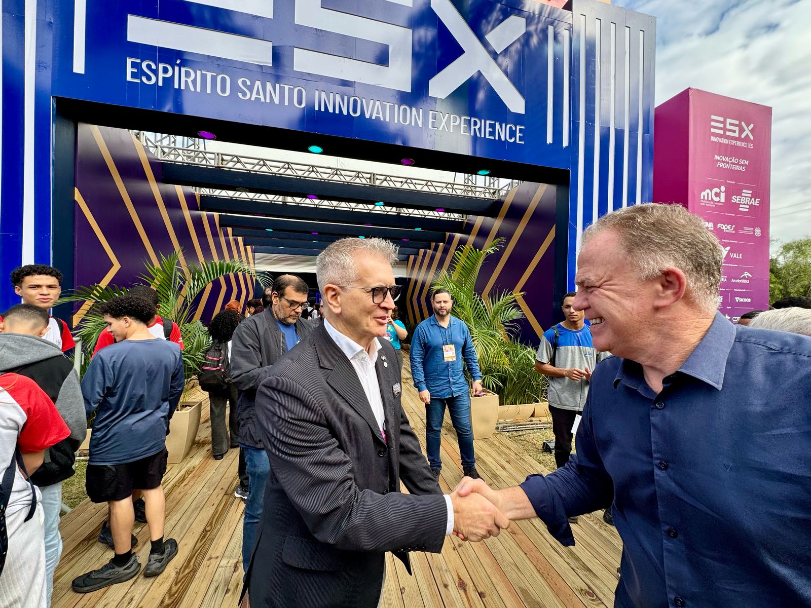 Leia mais sobre o artigo Dirigentes dos SEBRAEs do Brasil e Abase Participam do ESX, Maior Evento de Inovação do ES